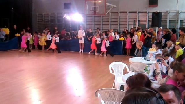 вальс Фестиваль Денстугеза, Краматорск, 16 ноября 2014 смотреть онлайн