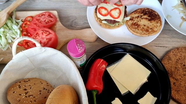 Изключително лесен и невероятно вкусен бургер Oklahoma Style смотреть онлайн