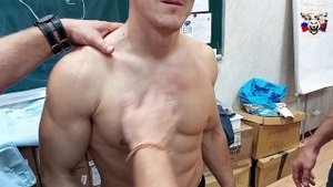 Парни просто пришли на лекцию Стаи по Тактической медицине, а попали на медкомиссию!