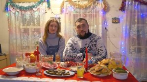 КУПИЛ 2 ДОМА В ДЕРЕВНЕ | ВСТРЕЧАЕМ НОВЫЙ ГОД | ПРАЗДНИЧНЫЙ СТОЛ В ДЕРЕВНЕ