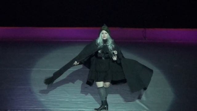 M.O.con 2017: Косплеер EvilSoba - Ведьма из Тёмного леса смотреть онлайн