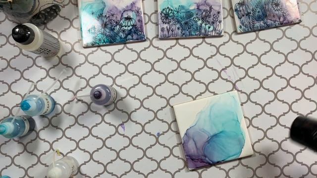 ALCOHOL INK COASTER TILE with wispy background and pen & ink flower garden - BEGINNER TUTORIAL смотреть онлайн