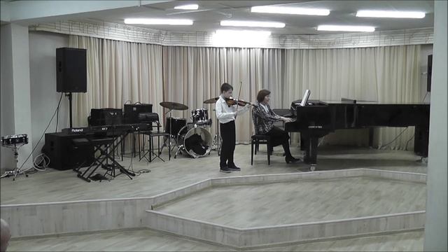 Стенин Андрей. Заводная мышка. И. Ильин смотреть онлайн