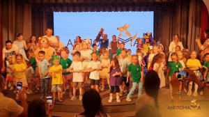 Anglomama Graduation Party 2024