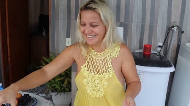 Dona Angélica Acordando o Sr Hélio as 5 e meia da manha para ir trabalhar Bom diaaaaaaaaa смотреть онлайн