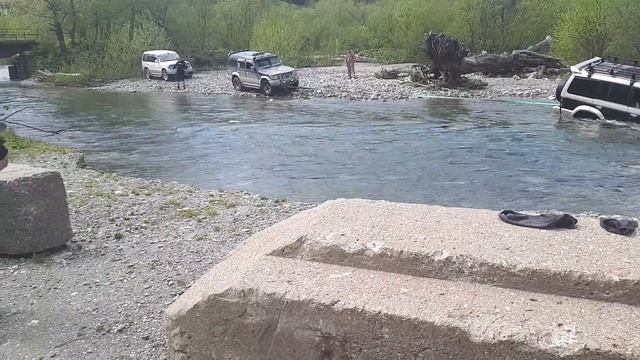 Пьяному и бахура по колено