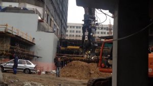 ⛔ Разрушение здания гидроножницами весом 6 тонн #16