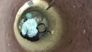 Днп.Приозёрный. Выкопали колодец за день по ГОСТу, на два кольца больше чем у соседей. podkapaev.ru