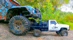 🚙💥 Грязевой Бой! Land Rover 18 vs Chevy 118 — Кто Спасет Друга (MJX H8H vs Flatbed Fair RC)