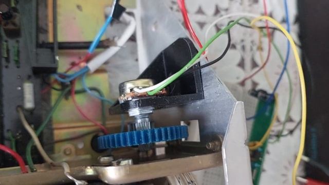 ФМ на "Ригу 103". Доступный и бережный способ продления жизни раритета. смотреть онлайн