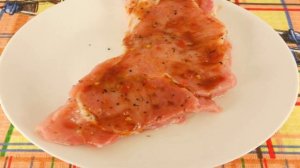 Свиной стейк с сыром в микроволновке