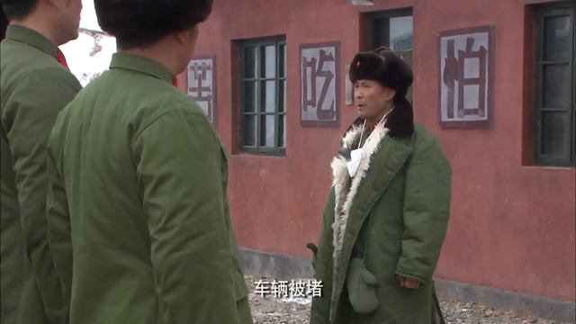 MULTISUB精彩年代剧【一念永恒】EP12 |🏹上昆仑军区司令为报答袁有生的救命之恩将刚出生的女儿送给袁有生而引发的故事。🗡️革命友谊下的亲情与爱恨割舍⚔️    主演：杨幂  秦昊
