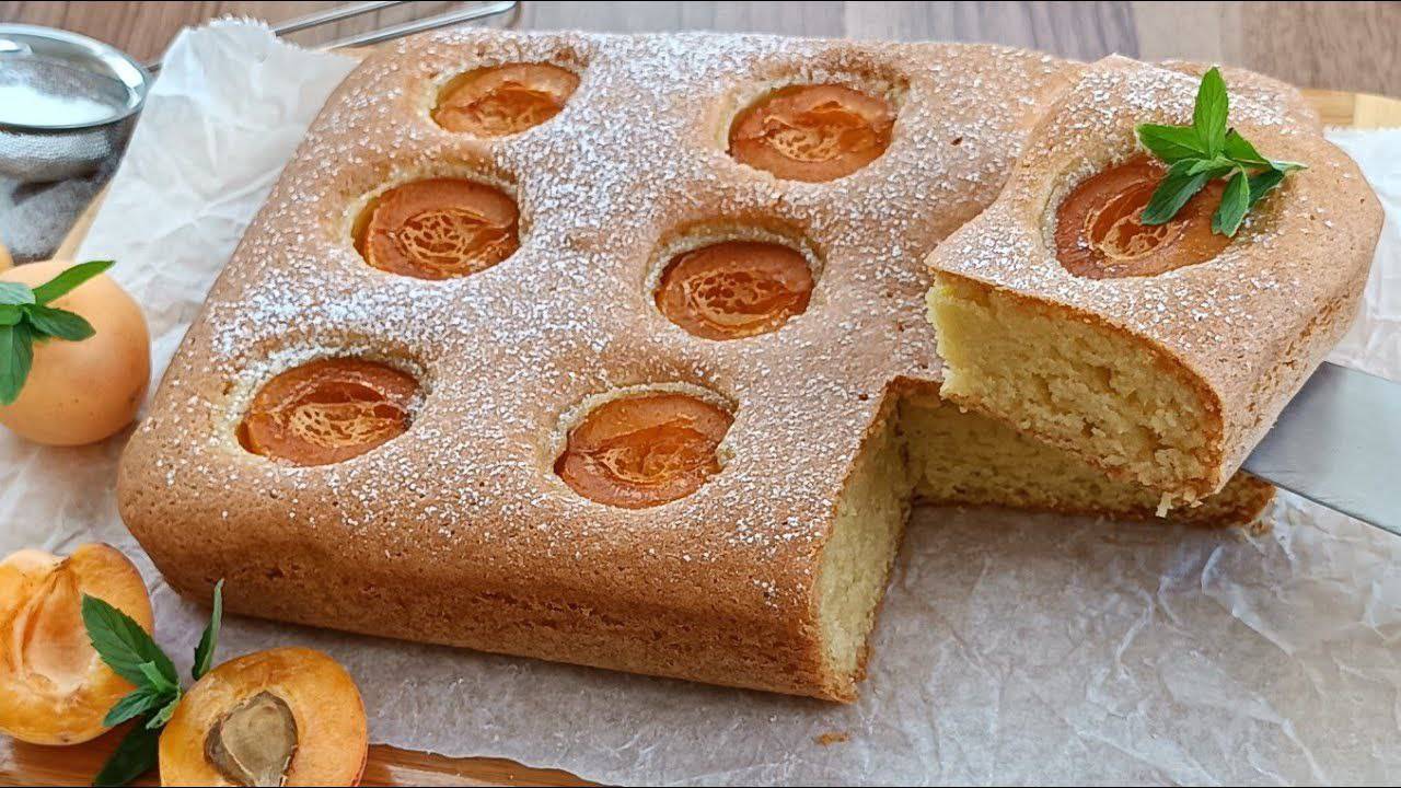 Легкий и быстрый рецепт заливного пирога с абрикосами