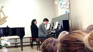 Саундтрек "17 мгновений весны" в 4 руки Богато звучит! На двух фортепиано