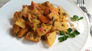 Картофель тушеный с овощами