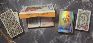 ТОП-5 карт Таро Уэйта карманного размера. Нужны ли они?