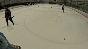 Ставлю GoPro на хоккейный шлем, чтобы рассказать как проходят наши тренировки.