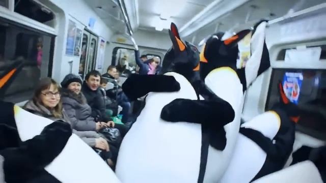 Пингвины в метро смотреть онлайн
