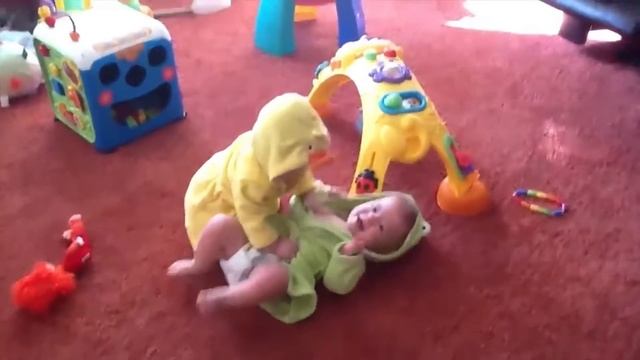 смешная нарезка детей 😂