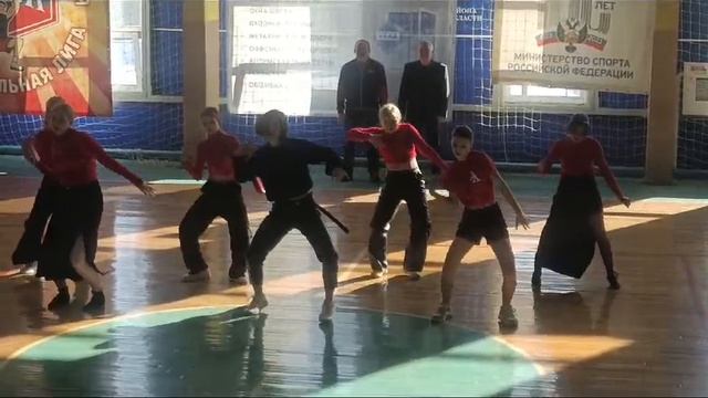 Танцевальный коллектив "AzART" - Abra+Face .mp4 смотреть онлайн