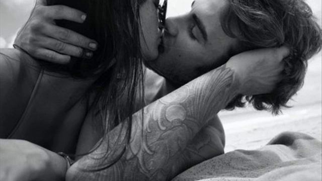 Scott Donaldson & Richard Nolan - We Are Here смотреть онлайн