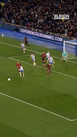 Verbruggen's NUTMEG SAVE! #brightonandhovealbion #bartverbruggen #afcbournemouth #premierleague