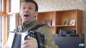 Частушки "Ну ты чо?". Гармонист. Владимир Кузнецов. День пожилых людей.