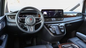 Тест-драйв Hongqi HQ9