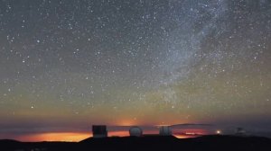 Зачем телескопы стреляют лазерами в космос