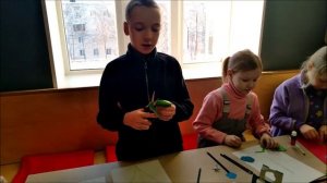 ВИДЕОУРОК 10. ПОДЕЛКА ИЗ ЦВЕТНОЙ БУМАГИ