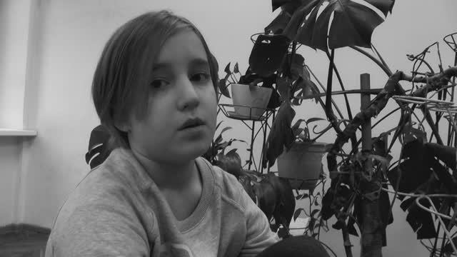 КОМНАТА 448: Марина  Филиппова (14 лет) - Вот и снова все почти, как прежде... (читает Варя Зимина)