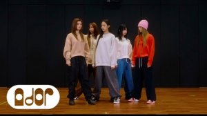 NewJeans "Ditto" Dance Practice