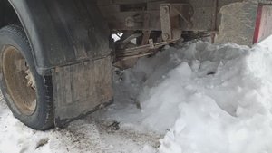 Куда не стоит вешать брызговики на газель. Куда повесить брызговики на грузовой газели.