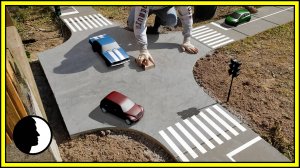 ПЛОЩАДКА - ПЕРЕКРЁСТОК перед домом