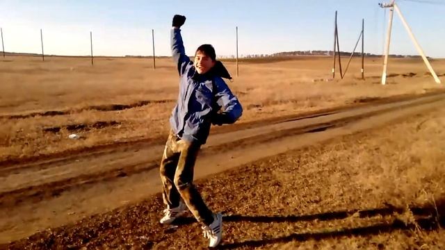 Васья Бисьмертьний Вах Вах танцует смотреть онлайн