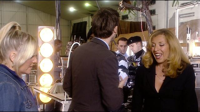 Доктор Кто 2 сезон 12 серия Армия призраков сериал 2006