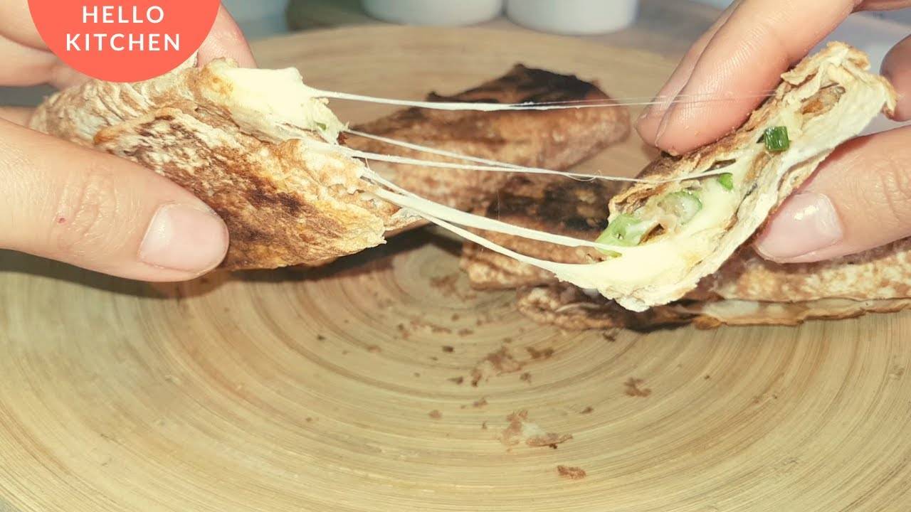 ВКУСНОТА ЗА 10 МИНУТ! Лаваш с сыром и зеленью смотреть онлайн