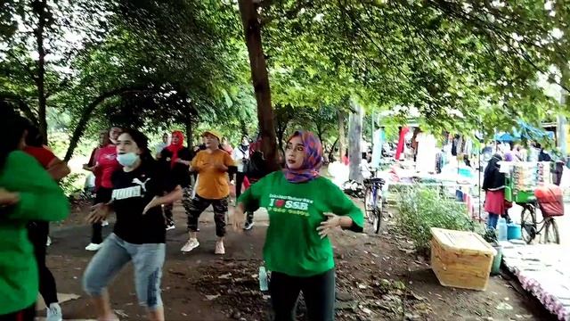 ROTATE Senam kreasi BKT смотреть онлайн