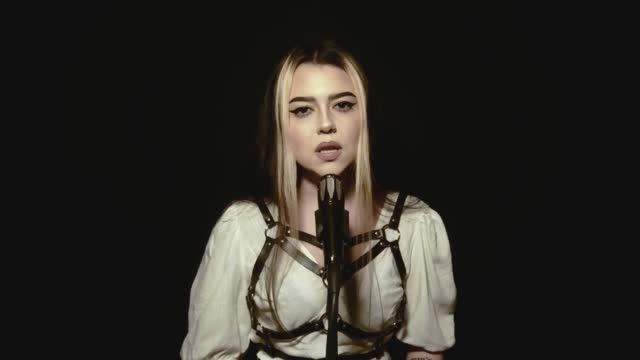 (4К)Violet Orlandi COVER (Take Me To Church)