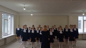 Образцовый хор "Дружба"
С. Рахманинов "Сирень"
р н п в обр В. Соколова "Пойду ль я "