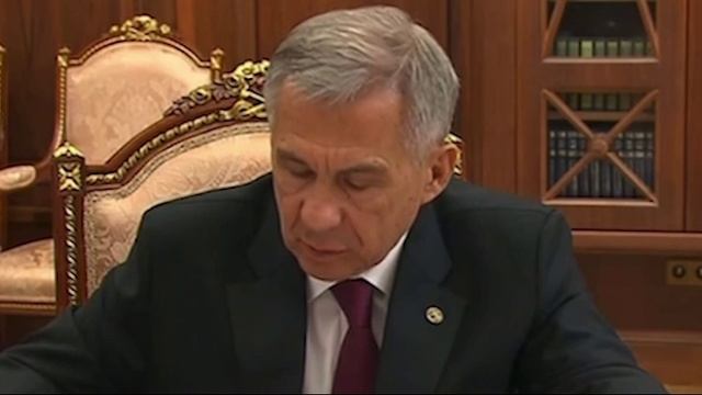 Рустам Минниханов рассказал Владимиру Путину о помощи Лисичанску и Рубежному