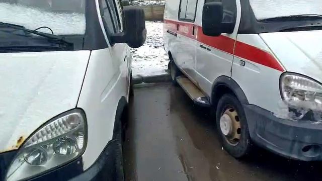Шикарный автомобиль Газ соболь медицинская служба. Выглядит очень эпично и прикольно.