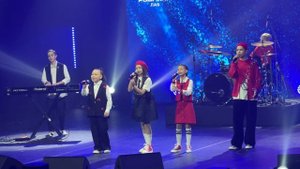 "Крейсер Аврора" ВИА "Гим5" на финальном концерте "Родники Лаб"