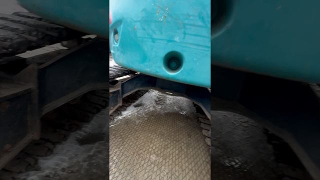 Новинка из Японии! Продажа мини-экскаватора KUBOTA U-30. 2020 г по ГТД. 1500 м/ч смотреть онлайн