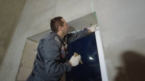 Подготовка оконных откосов внутри квартиры либо дома к утеплению фрезерованным ЭППС с базовым слоем