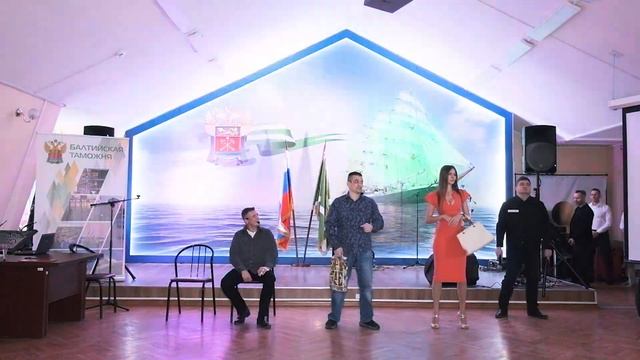 Девушки отдыхают. Концерт в таможне, посвященный Международному женскому дню смотреть онлайн