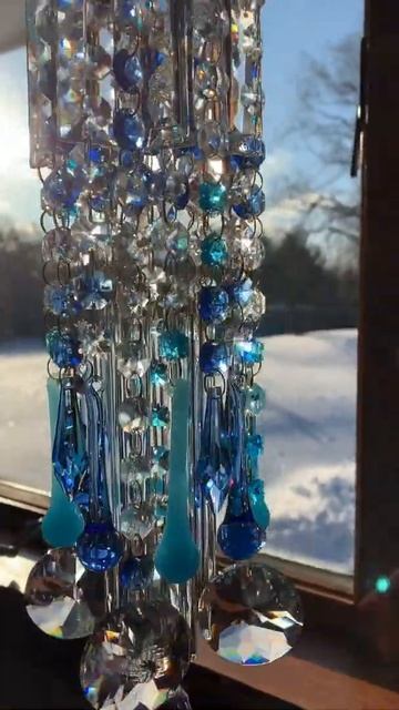 Blue Wonder Crystal Mobile / Wind Chime смотреть онлайн