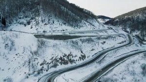 Серпантин дороги в город-курорт Белокуриха-2