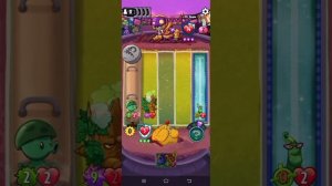 Играем в многопользовательскую игру за растений в Растения против зомби Герои (прохождение)