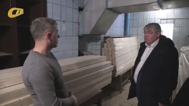 ГЛАВА ЖЕЛЕЗНОГОРСКА С ПРЕДСТАВИТЕЛЯМИ СМИ ОЦЕНИЛИ ХОД РАБОТ ПО КАПИТАЛЬНОМУ РЕМОНТУ ГОРОДСКОЙ БАНИ
